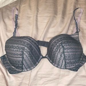 Victoria’s Secret push up bra size 38C